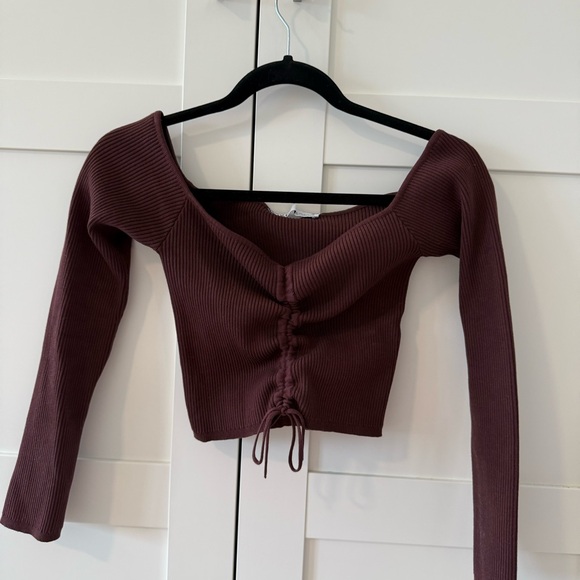 Zara Women's Burgundy Ribbed Long Sleeve Top - Picture 2 of 4